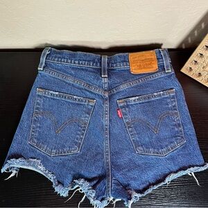 Levi’s Ribcage High Waisted Denim Shorts Distressed Cut-off 25